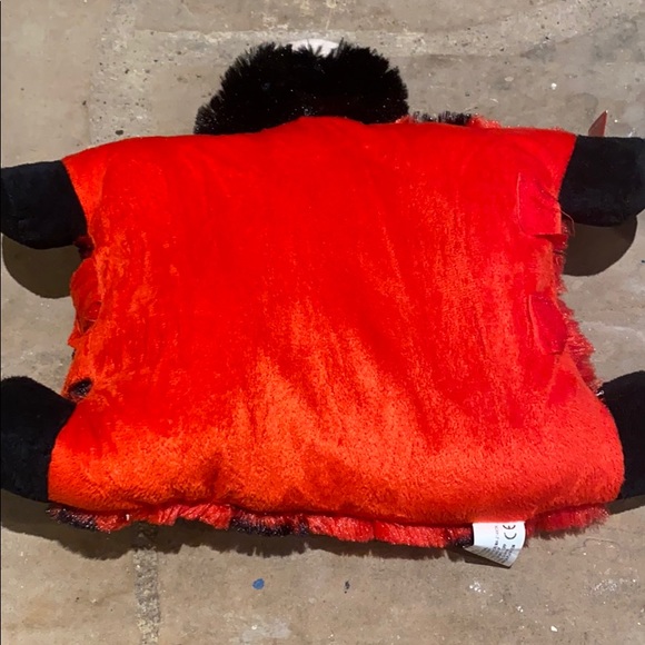 Mini ladybug pillow pet - Picture 3 of 3